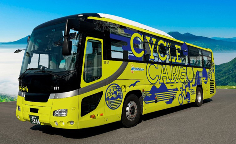 貸切バス「CYCLE CARGO」　写真=にしてつグループ